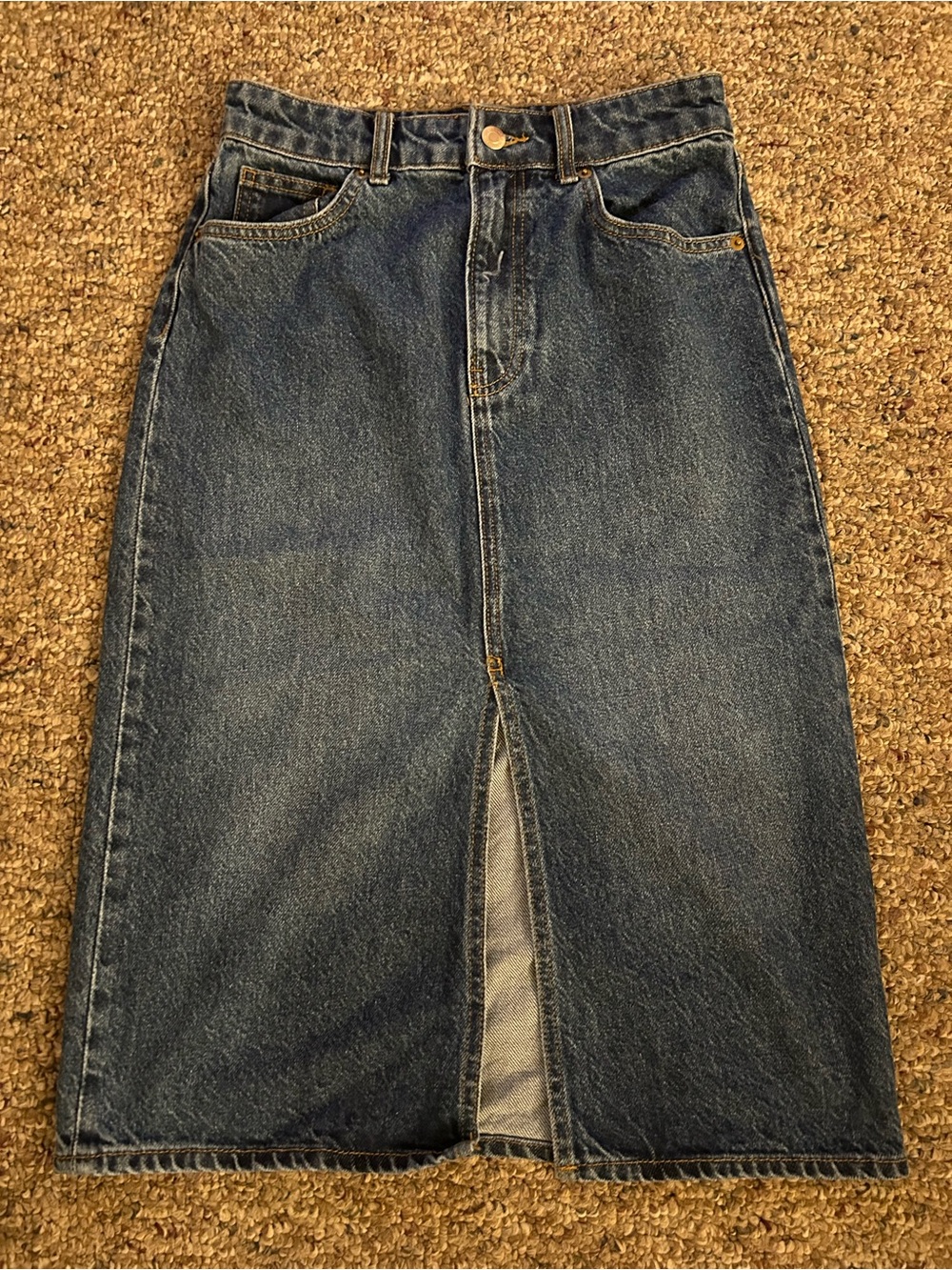 H&M NWT Knee-Length Jean Skirt Women’s Size 2
